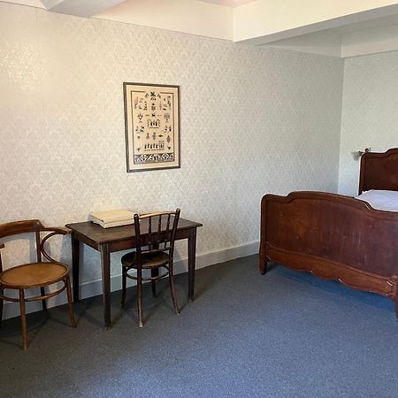 Domaine De L'Amiral Bed & Breakfast Saint-Laurent-du-Pape Dış mekan fotoğraf
