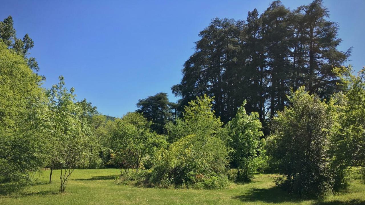 Domaine De L'Amiral Bed & Breakfast Saint-Laurent-du-Pape Dış mekan fotoğraf