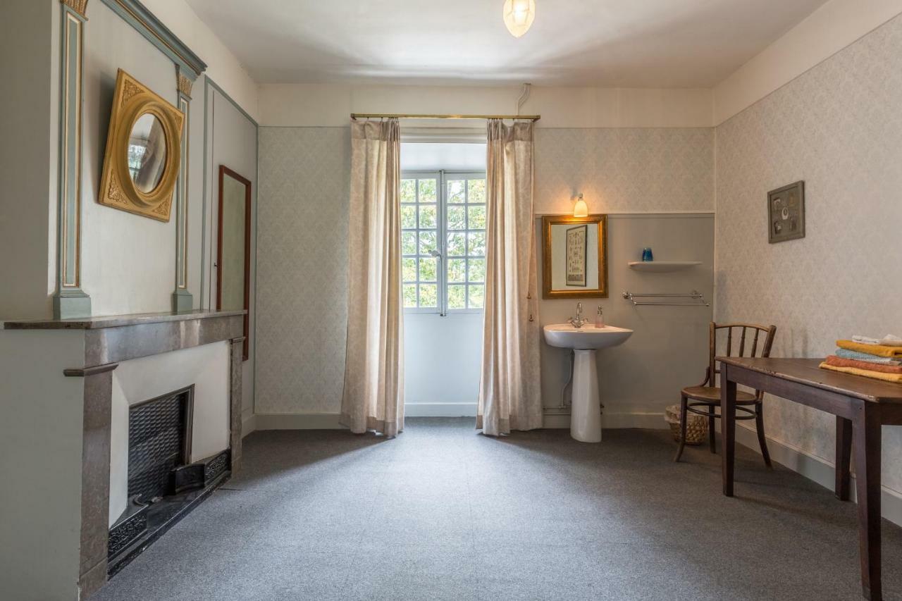 Domaine De L'Amiral Bed & Breakfast Saint-Laurent-du-Pape Dış mekan fotoğraf